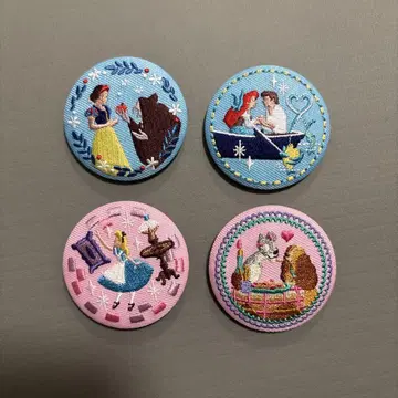 디즈니 자수 캔뱃지 4개 세트