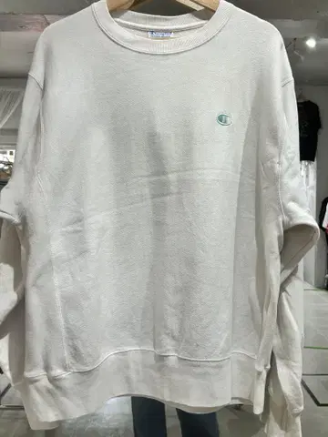 Champion 리버스 위브 화이트 맨투맨 트레이닝복