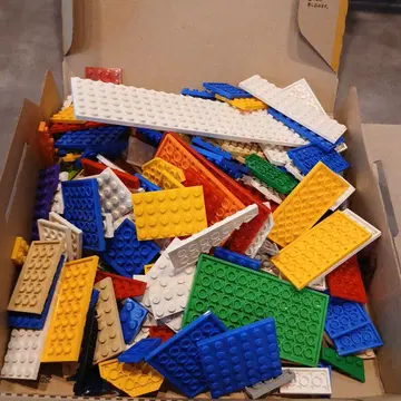 13 LEGO 컬러풀 플레이트 부품 묶음 판매