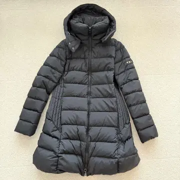 새상품급 TATRAS 블랙 다운 자켓 후드 부착 코트