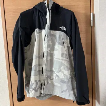 THE NORTH FACE 마운틴 후드티 네이비 그레이 카모플라쥬