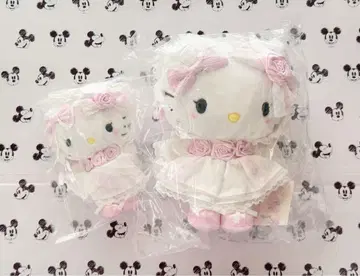 산리오 화이트 프릴 헬로키티 마스코트 홀더 봉제 인형 2점