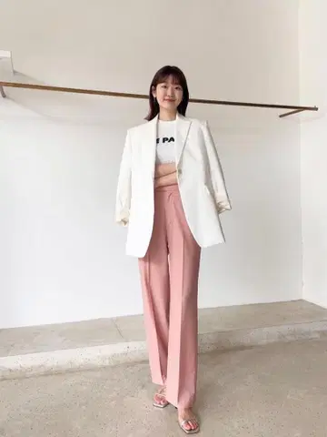 Whim Gazette 오버 자켓 화이트
