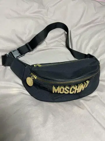 80s 90s 모스키노 바디백 웨스트 파우치 블랙 골드