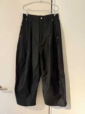 SHINYA KOZUKA BAGGY PANTS