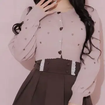 Pium 바이컬러 하트 자수 가디건 핑크