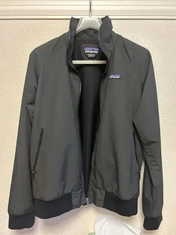 patagonia 배기 자켓 블랙