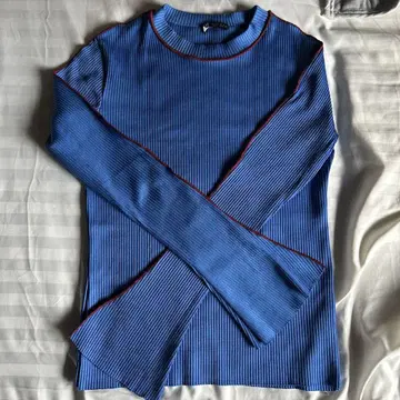 ZARA 리브 긴팔 T셔츠 빨간색 악센트