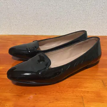 새상품급 파비오 루스코니 에나멜 로퍼 23.5cm 37