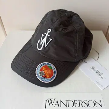 JW ANDERSON 블랙 캡 새상품
