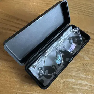 Zoff 클리어 프레임 안경