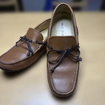REGAL 브라운 모카신