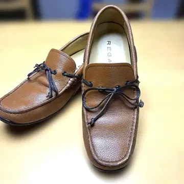 REGAL 브라운 모카신