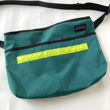 BLUE LUG 사코슈 숄더백 블루러그