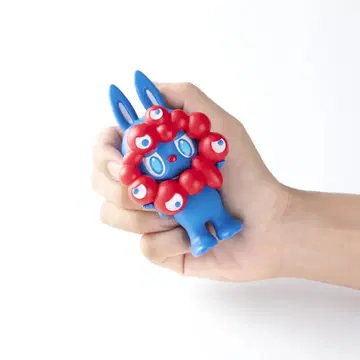 LABUBU 미야쿠미야쿠 스트랩 포함 피규어 만박 LABUBU