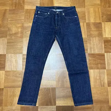 A.P.C. PETIT NEW STANDARD 30 사이즈 데님