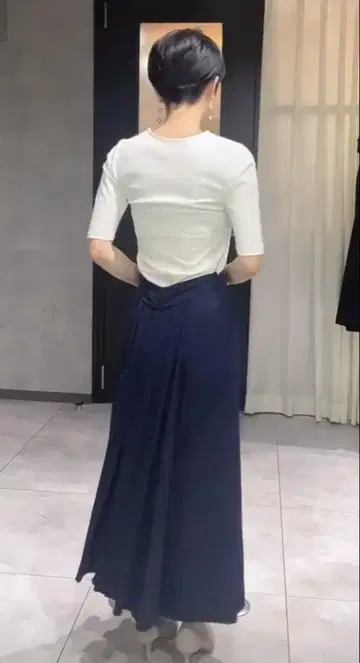 네이비 롱 타이트 스커트