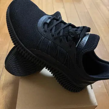 SKECHERS 스케쳐스 메모리폼 블랙 23