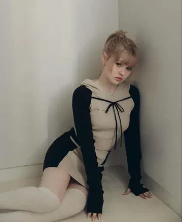 andmary alma 리본 니트 세트업 베이지