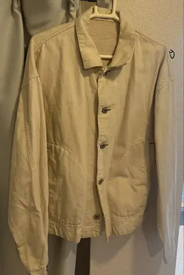 MACPHEE 화이트 자켓