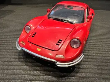 1/18 미니카 페라리 디노 DINO 246GT