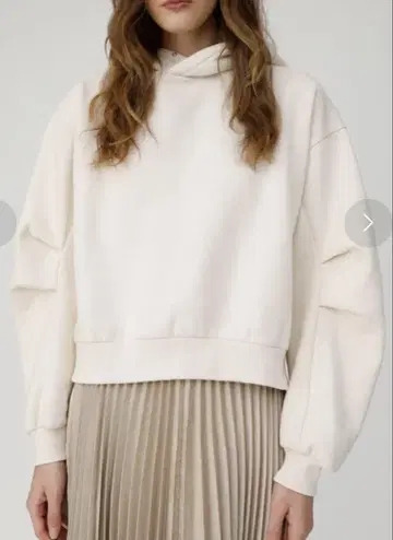 MOUSSY 하이넥 후디 아이보리 트레이닝복 후드 부착