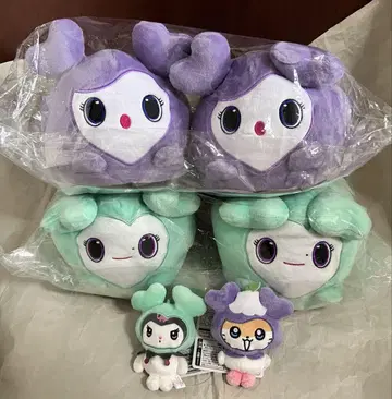 트와이스 러블리즈 봉제 인형 슬리퍼 산리오 마스코트