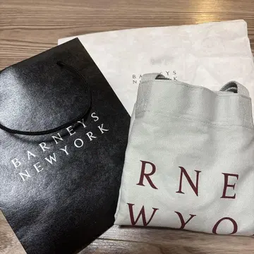 BARNEYS NEWYORK 토트백