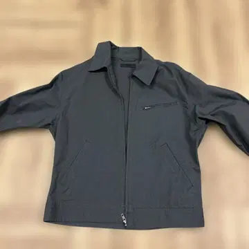 UNIQLO 다크 그레이 지퍼 달린 자켓
