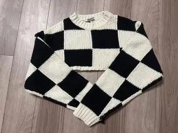 NKNIT 크롭 니트