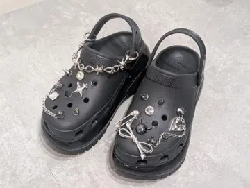 crocs 메가 크러쉬 크로그 블랙 24cm 상당 미사용 지비츠 포함
