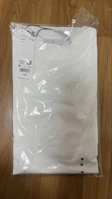 UNIQLO +J 화이트 T셔츠 M 사이즈