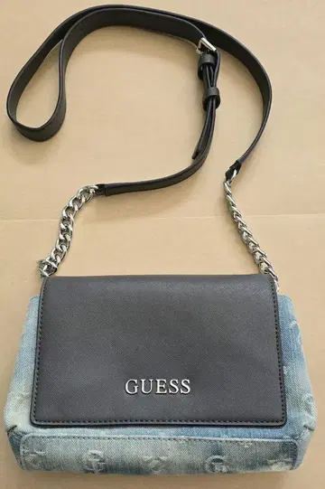GUESS 숄더백