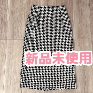 [ 미사용 새상품 ] 스트로베리 필드 하운드투스 체크 패턴 스커트