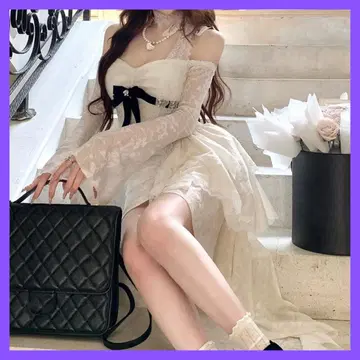 아이보리 긴팔 레이스 리본 비대칭 원피스