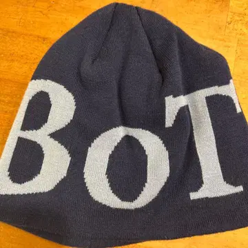 BOTT 네이비 니트 비니