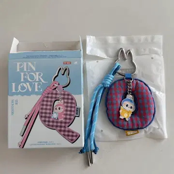 PIN FOR LOVE 시리즈 알파벳 펜던트 러브비 O