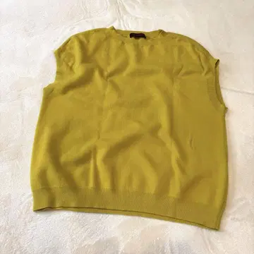 [ CABaN ] 코튼 캐시미어 크루넥 베스트 머스타드 size M