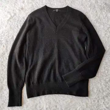 UNIQLO 유니클로 캐시미어 100% V넥 니트 스웨터 블랙 M
