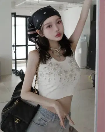 미사용 새상품 Darich 다리치 주얼리 리브 슬리브리스 상의