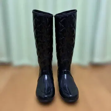 HUNTER 블랙 퀼팅 장화