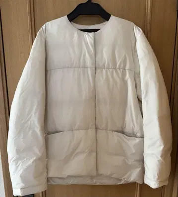 UNIQLO 아이보리 다운 자켓 M 사이즈