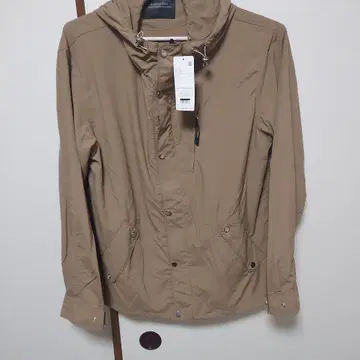 택 포함 새상품 나노 유니버스 마운틴 파카
