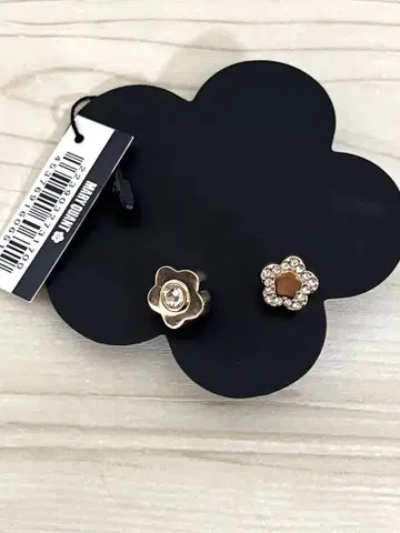 MARYQUANT 비쥬 데이지 듀오 귀걸이 핑크 골드