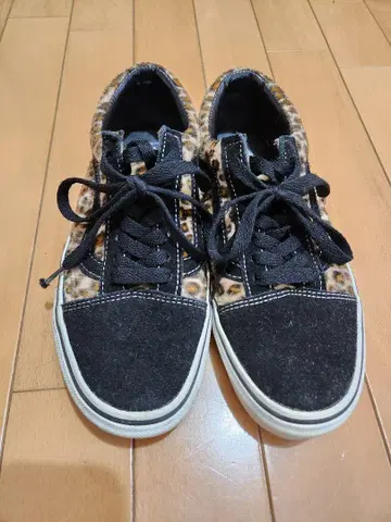 VANS 올드스쿨 스니커즈 레오파드 블랙x레오파드 무늬