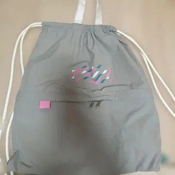 사쿠라자카 카페 백팩
