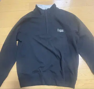 Lynx 블랙 하프 지퍼 트레이닝복