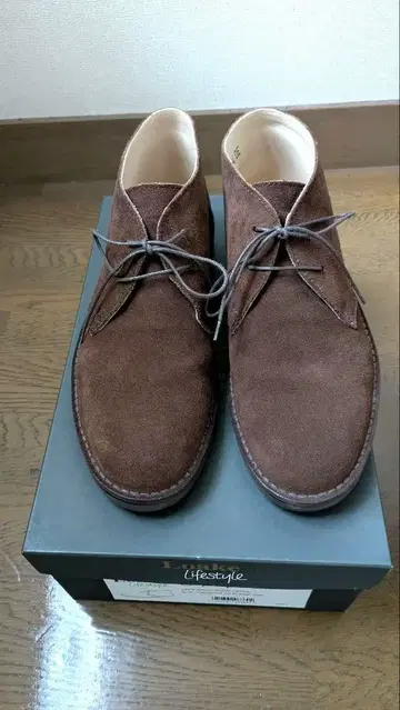 Loake 데저트 부츠