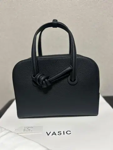 [ 미사용 새상품 ] vasic 아페로 미니 블랙