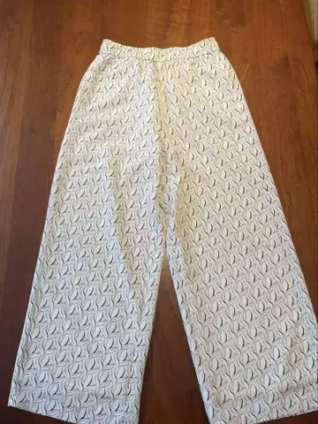 UNFILO 와이드 팬츠 M 사이즈